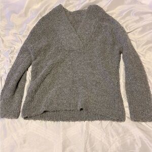 Vince no label I don't think it's a size M. Women's Sweater